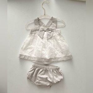 Chicco light 💯 cotton Italy 12 mos rare